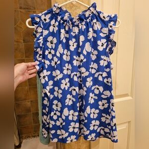 NWT Who What Wear Floral Ruffled Cap Sleeve top - Size XXL